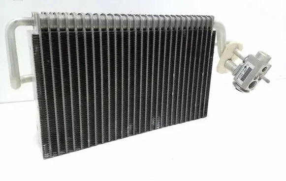 Mercedes-Benz CLS C219 Air conditioning (A/C) radiator (interior) A2118300458