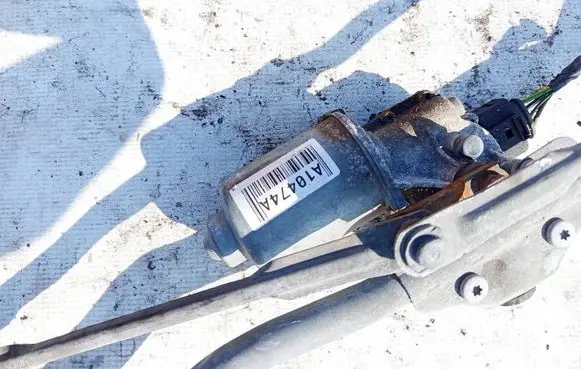 Skoda Fabia Mk2 (5J) Wiper motor