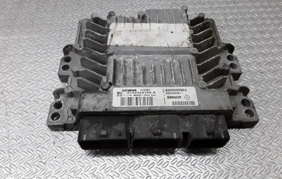 Renault Scenic II - Grand scenic II Engine control unit/module S122326109A 8200565863