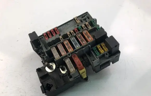 Citroen Xsara Picasso Fuse box set 9628024480