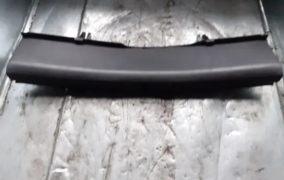 Audi A5 8T 8F Side skirt rear trim 8T0863471