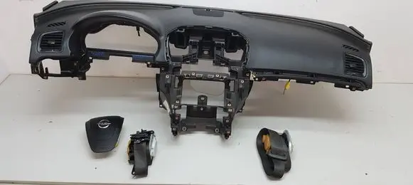 Opel Insignia A Dashboard deska1