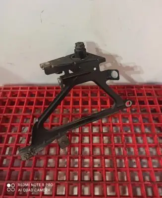 BMW 7 F01 F02 F03 F04 Radiator support slam panel bracket 7184180