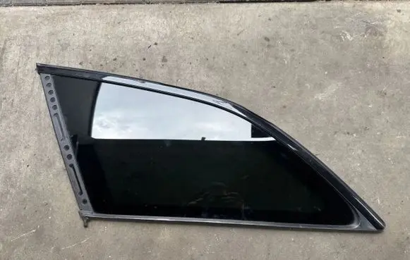 Audi A6 S6 C7 4G Rear side window 4G9845297C