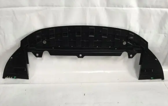 Volvo V70 Engine splash shield/under tray 313536001