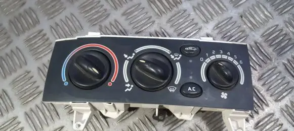 Renault Megane I Climate control unit 655739W