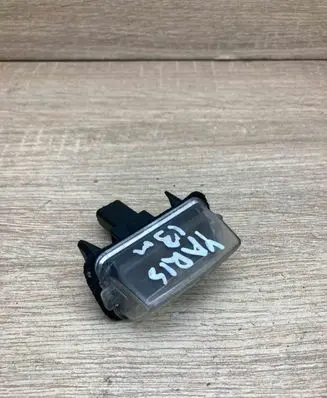 Toyota Yaris Verso Number plate light FEKAOD76