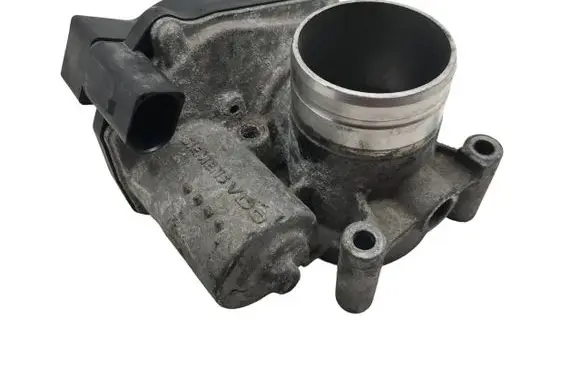 Volkswagen Fox Throttle valve 03D133062E A2C53060088 06060700440