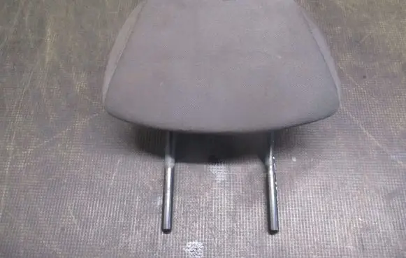 Renault Scenic II - Grand scenic II Rear seat headrest 