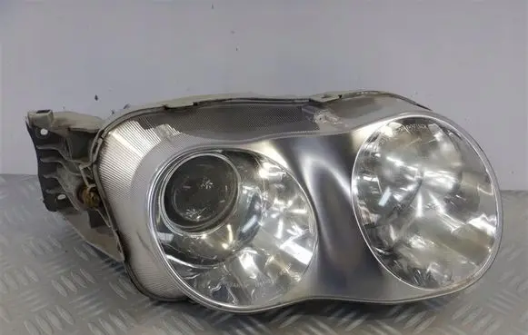 Hyundai Coupe Headlight/headlamp 