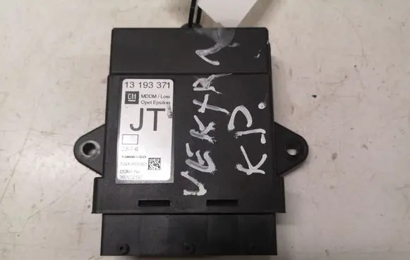 Opel Vectra C Door control unit/module 13193371 2376 5WK46008D
