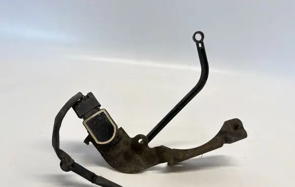 Mercedes-Benz E C207 W207 Air suspension front height level sensor A0045428518