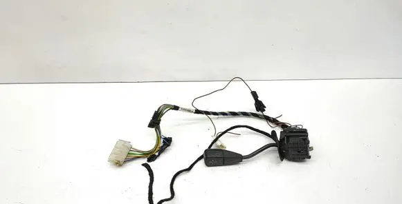 BMW 5 E34 Indicator stalk 8350690