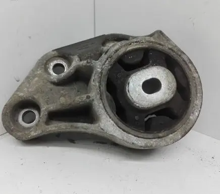 Audi A6 S6 C6 4F Gearbox mounting bracket 8E0599125J