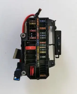 BMW 7 E65 E66 Fuse module 6900583