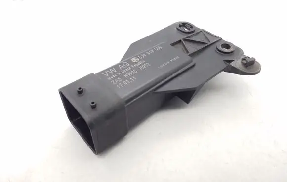 Skoda Fabia Mk2 (5J) Coolant fan relay 5J0919506