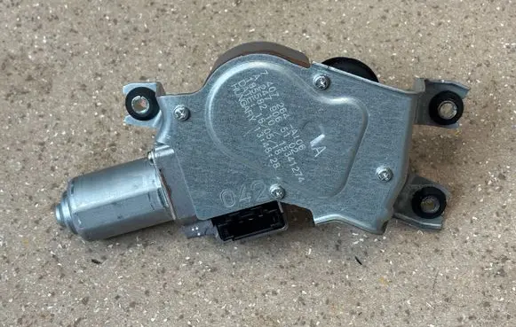 Rear window wiper motor