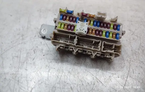 Nissan X-Trail T32 Fuse module