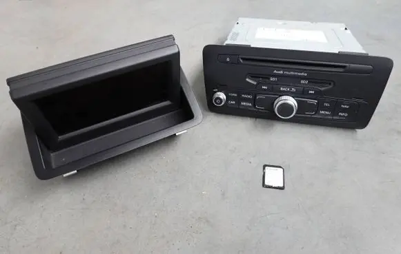 Audi A1 Navigation unit CD/DVD player 8X0035193 8X0035192A