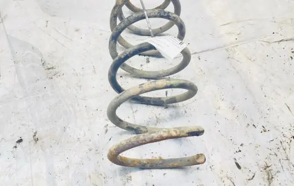 Volkswagen PASSAT B4 Front coil spring