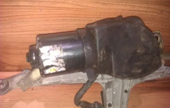 Renault Laguna I Wiper motor