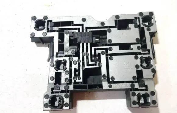 Volvo 850 Tail light bulb cover holder 2209 valeo2209