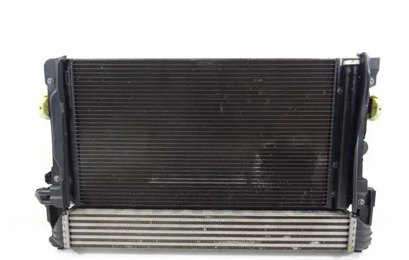 Audi A1 Radiator set 6R0820411M 6R0121253