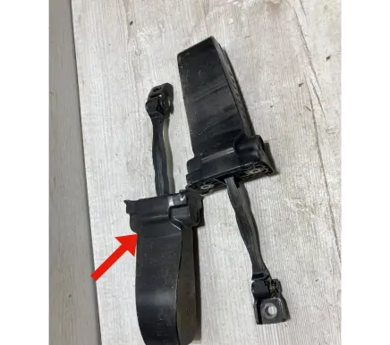 Skoda Octavia Mk3 (5E) Rear door check strap stopper 5e0839249
