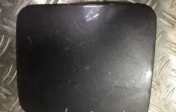 Nissan Sunny Fuel tank cap