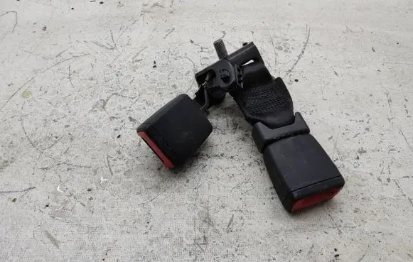 Skoda Kamiq Rear seatbelt buckle 654857739D 3108495