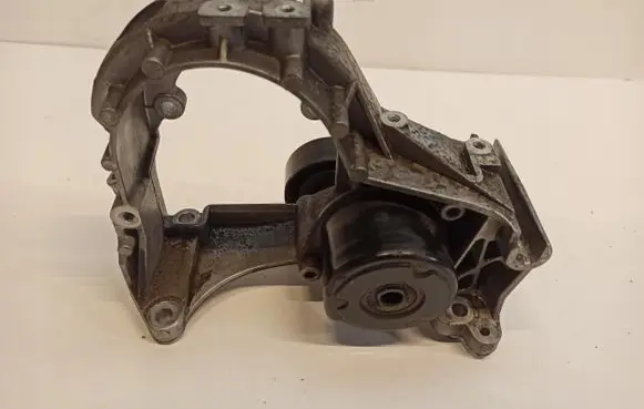 Porsche Boxster 986 Engine mounting bracket 9961021604R