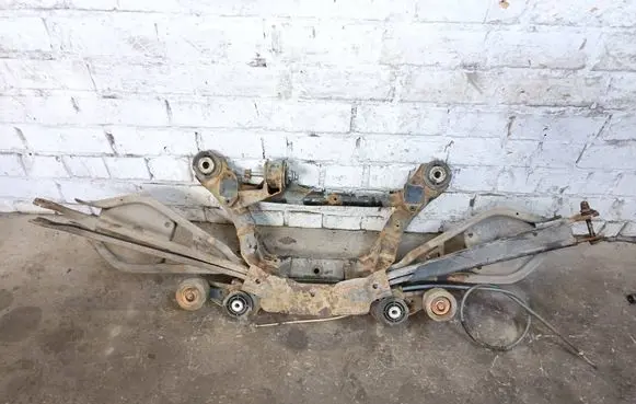 BMW X3 E83 Rear subframe 