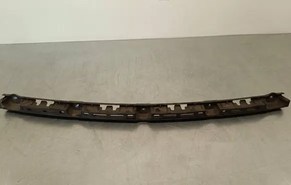 Opel Zafira C Rear bumper mounting bracket 