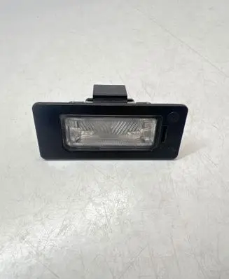 Audi A1 Number plate light 8T0943021