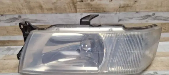 Mitsubishi Space Wagon Headlight/headlamp 10087265 9332 12V6055W