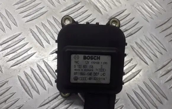 Audi A6 S6 C5 4B A/C air flow flap actuator/motor 4B1820511K