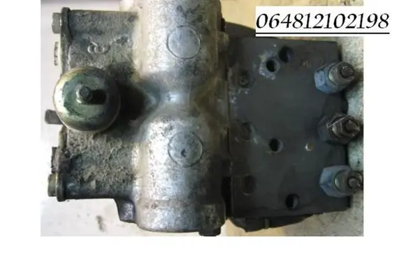 Mitsubishi Pajero Sport I ABS Pump 064812102198
