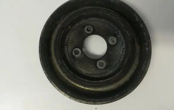 Citroen Berlingo Crankshaft pulley 9637218980