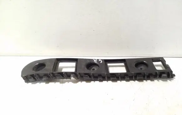 Rear bumper mounting bracket