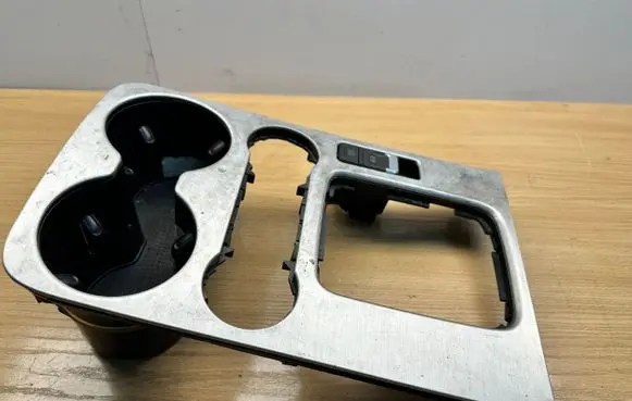 Volkswagen Touareg II Center console 7P1863212 7P6858602 7P1927225B