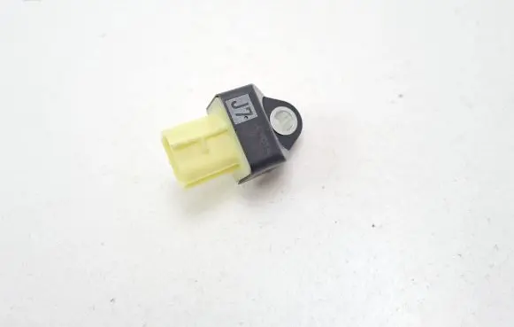 Toyota Prius (XW50) Airbag deployment crash/impact sensor 8983128040