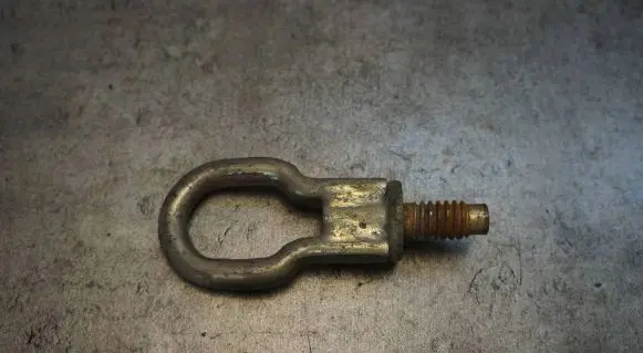 Ford Mondeo Mk III Towing hook eye 