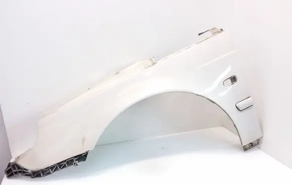 Saab 9-5 Fender