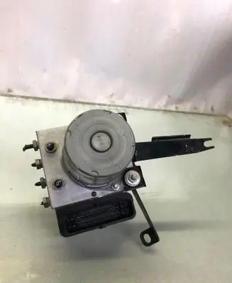 Mercedes-Benz GLA H247 ABS Pump A1779002515