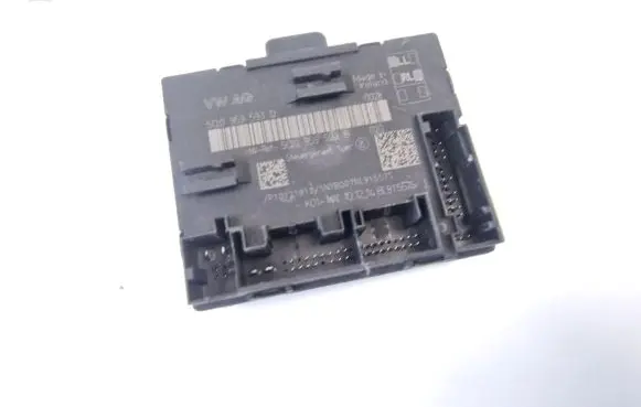 Volkswagen Golf VII Door control unit/module 5Q0959593D