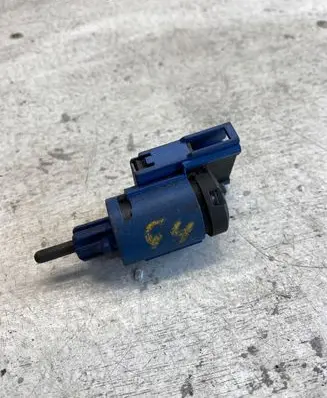Volkswagen Golf IV Brake pedal sensor switch 1j0927189e