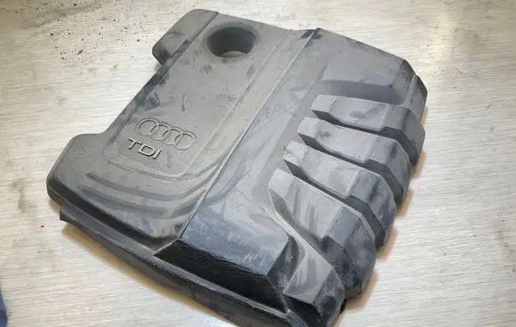 Audi Q5 SQ5 Engine cover (trim) 80A103925A