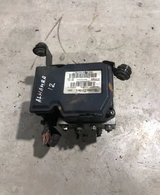 Volkswagen Sharan ABS Pump 7N0614109S