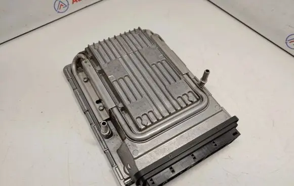 BMW 7 F01 F02 F03 F04 Engine control unit/module 7619884 12147619884 12147616160