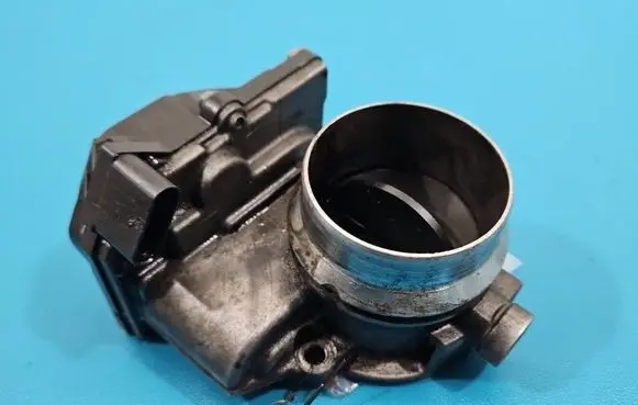 BMW X6 E71 Throttle body valve 7806231 IMPRK1539710